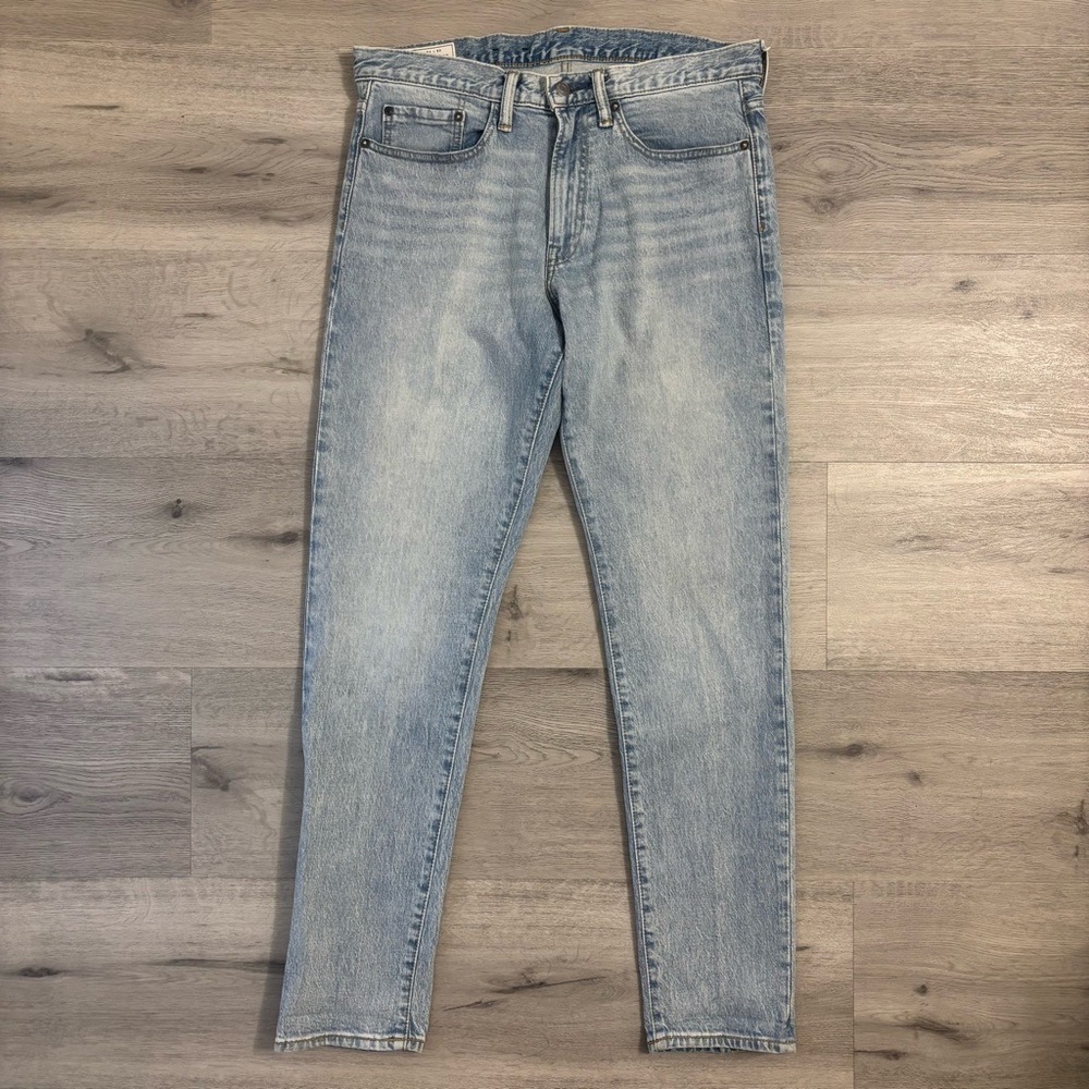 Mens Gap Jeans Size 32 Slim Taper